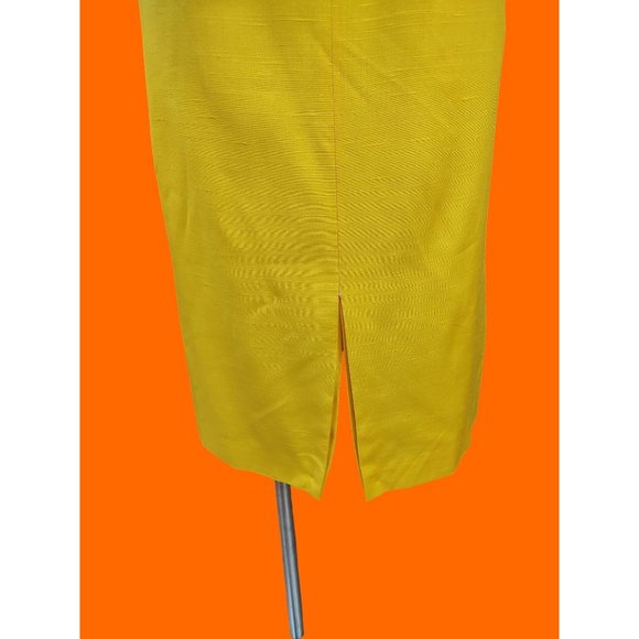 1980's Golden Yellow Saddlebred Linen Skirt Suit - Picture 15 of 16